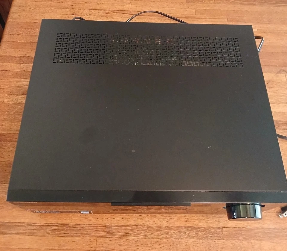 Samsung HW-C700B-XAA 7.2 Channel HDMI Digital HD Audio/Video AV Receiver - Image 2 of 4