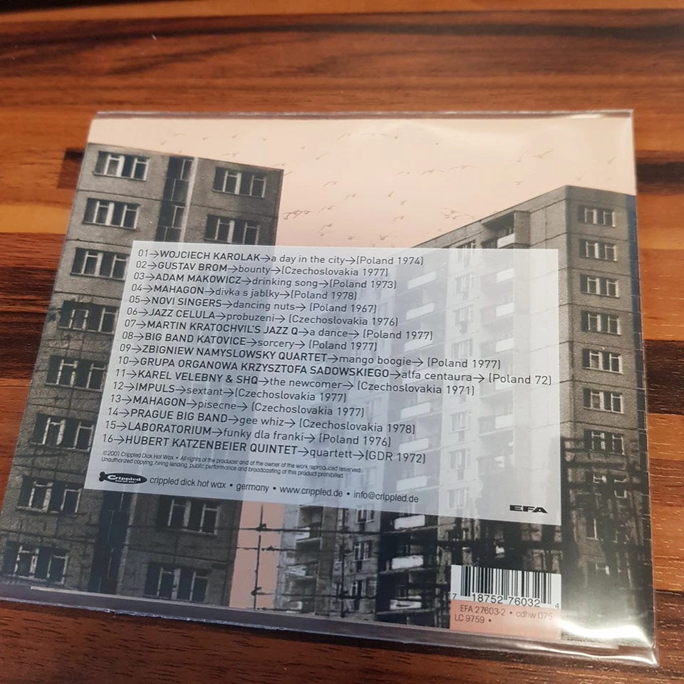 VARIOUS between or beyond the iron curtain VG+/EX (CD Album, Rock) - Bild 3 von 3