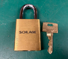 ASSA Twin 6k Exclusive KIK in Schlage Padlock - Locksport