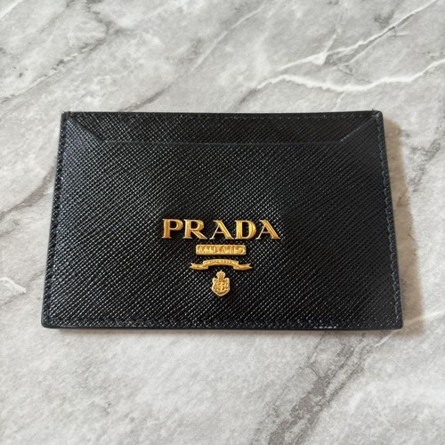 PRADA Kartenetui schwarz aus Japan