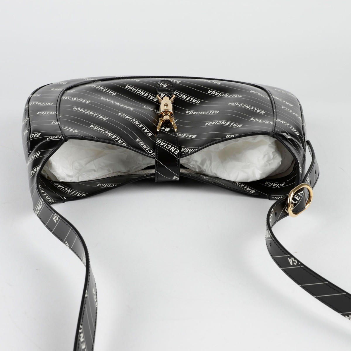 Gucci 1961 HAC Project Medium Shoulder Bag 636712 | eBay Gucci 1961 HAC Project Medium Shoulder Bag 636712 | eBay