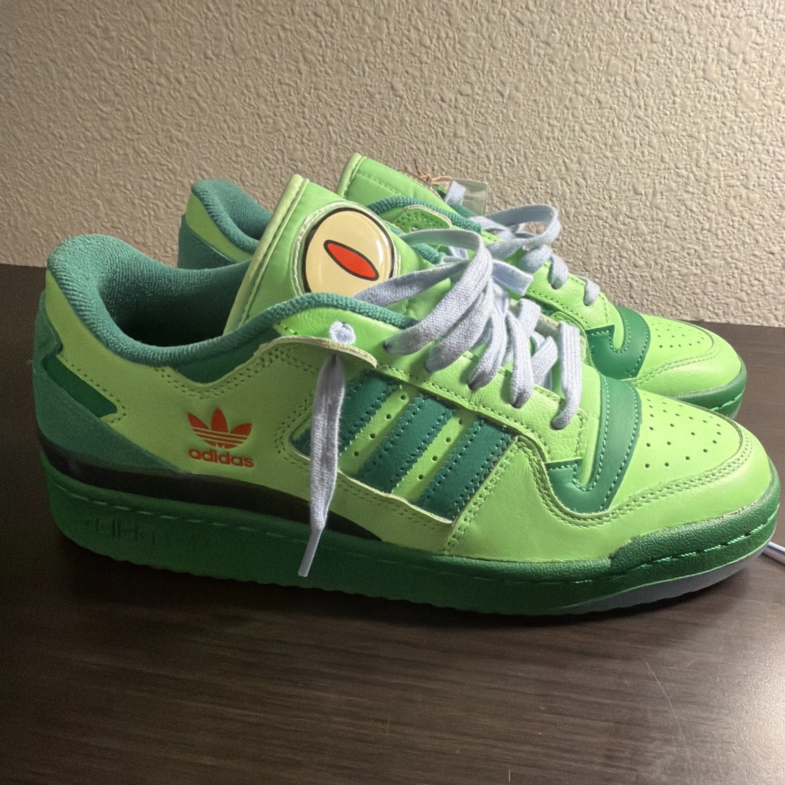 adidas The Simpsons x Forum Low Treehouse of Horror Men Size 7.5
Opens in a new window or tab