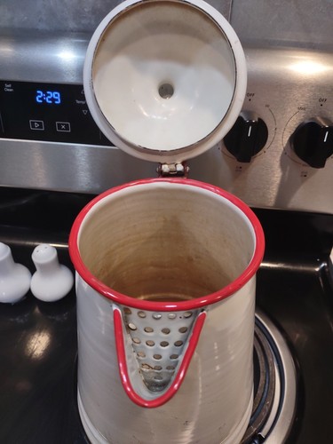 Vintage weiß rot Emaillegeschirr Wasserkocher Kaffeekanne Deckel & Tasse Landhaus Landhaus - Bild 6 von 15