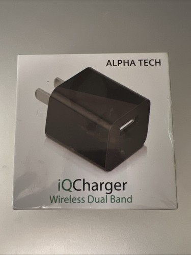 Alpha Tech WiFi Smart Camera Charger - Schwarz