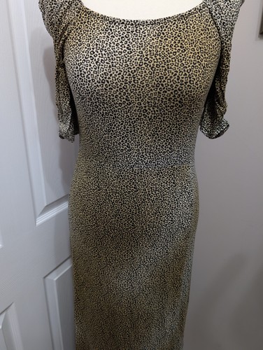 Vestido Dorothy Perkins Midi Manga Corta Cuello Cuadrado Dividido en Estampado Animal Reino Unido 12 - Imagen 2 de 6