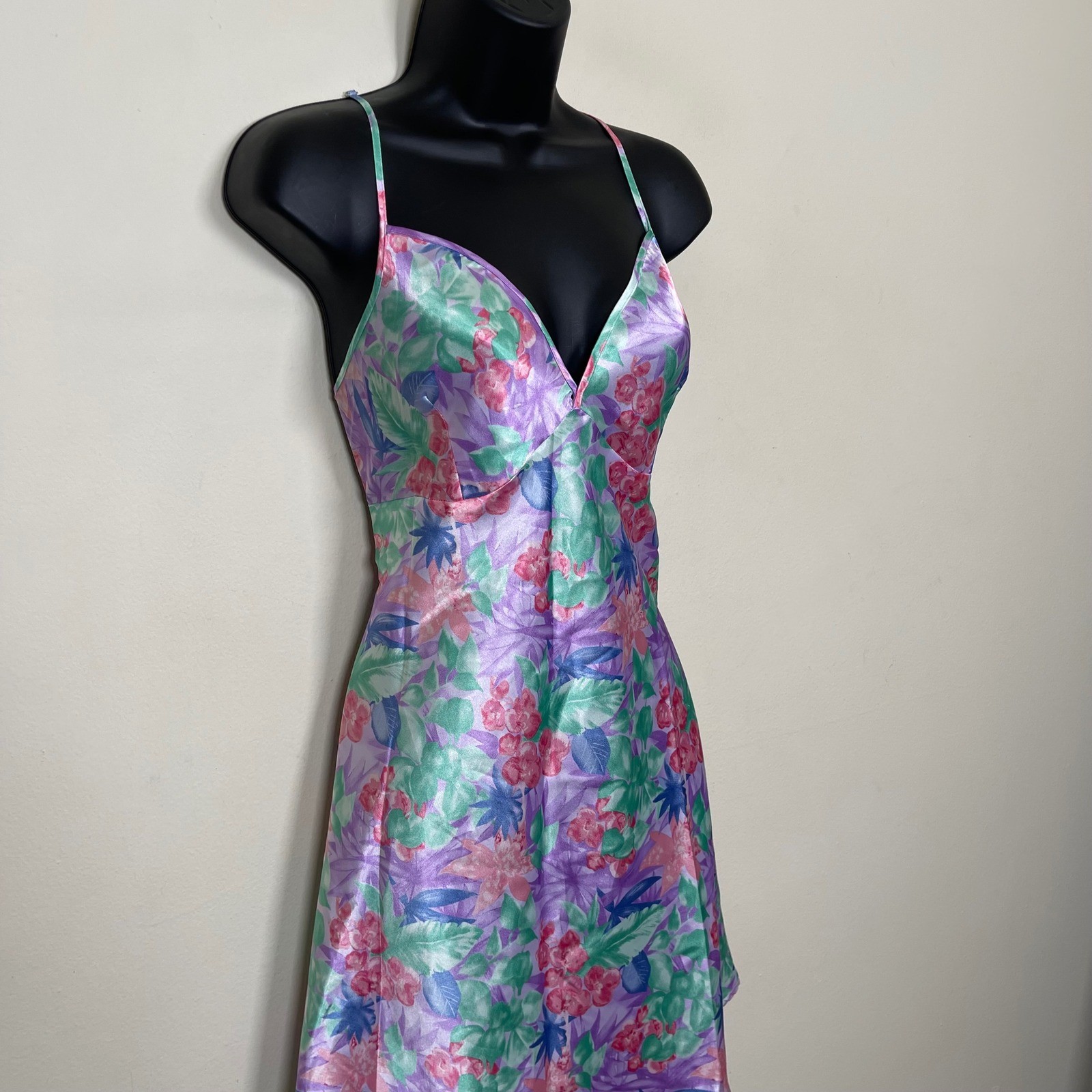 Vintage Secret Treasures Floral Satin Mini Slip Dress L Pastel Pink Purple Y2K