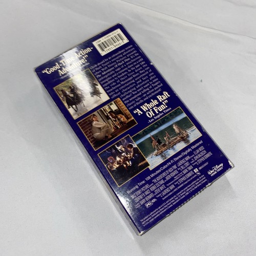 The Adventures of Huck Finn VHS Tape 1993 Elijah Wood - Picture 14 of 14