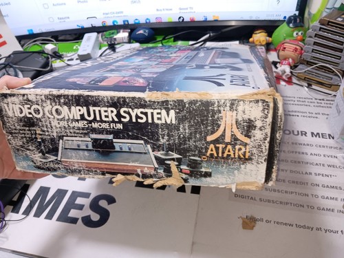 Atari CX-2600A ^SUPER JUSTO^- Rasgado-Falta-Caja VACÍA SOLO-DESTEÑIDA-PIEZAS-LEER - Imagen 8 de 17