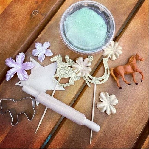 1 Dozen 12 Mini 1.75'' Horse Cookie Cutters Party Favors Metal - Picture 6 of 10