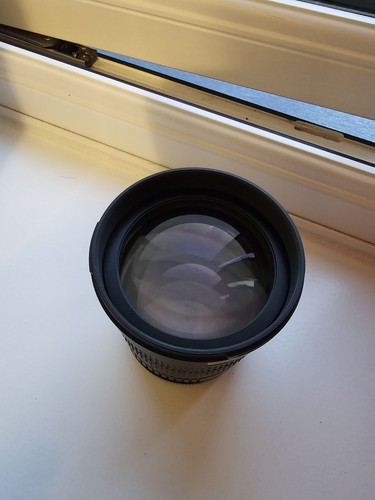 Samyang 85 mm Aspherical Canon EF Lens-- USED - EXCELLENT CONDITION - Picture 3 of 4