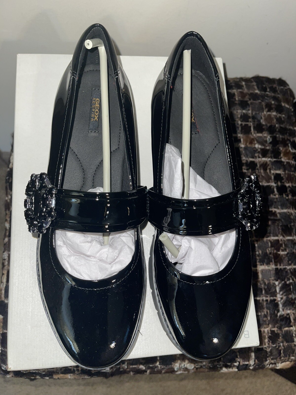 Geox Respira Italian Patent Black Leather Womens Sz 9 Rhinestone Strap ...