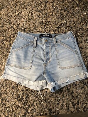 Hollister Jean Shorts- Curvy Ultra High-Rise Mom Short 3” Size 00/23