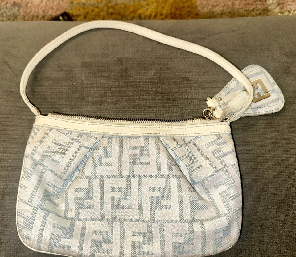 Fendi Pouchette Authentic - Image 2 of 4