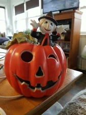 Vintage Ceramic Halloween / Fall Scarecrow Pumpkin Light up Decoration 