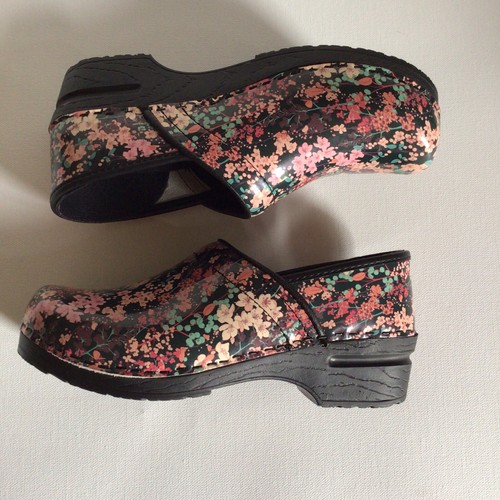 Bjork Swedish Comfort Clogs Shoes Black Floral Patent Leather 38/39EU 7.5-8.5 US - Picture 9 of 11