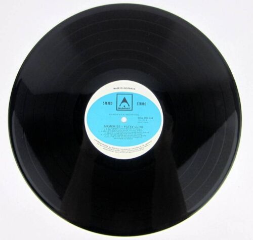 2 x PATSY CLINE BULK LOT OF TWO LPs - A PORTRAIT OF & MEMORIES Vinyl Record - Picture 9 of 10