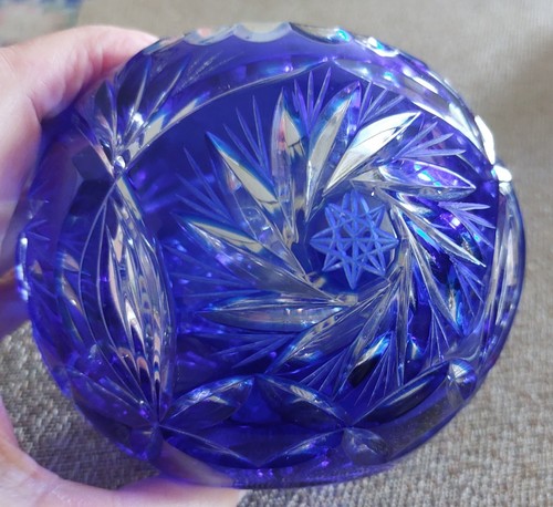 ANTIQUE CZECH BOHEMIAN ROSE BOWL COBALT HAND CUT TO CLEAR - Picture 10 of 10