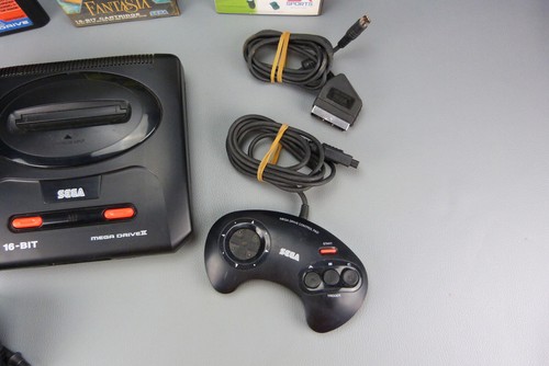 Console SEGA MEGADRIVE II, 1 manette et 8 jeux, full origine, fonctionne bien. - Picture 4 of 12
