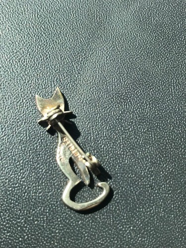 Vintage Small Mexico Silver Marked Kitty Cat w Inlaid Green Stone Eyes Pin Brooc - Picture 11 of 12