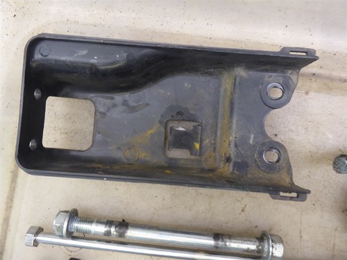 1983 Yamaha QT50 Yamahopper Y471-1) misc bike bolts parts mounts brackets - Picture 3 of 12