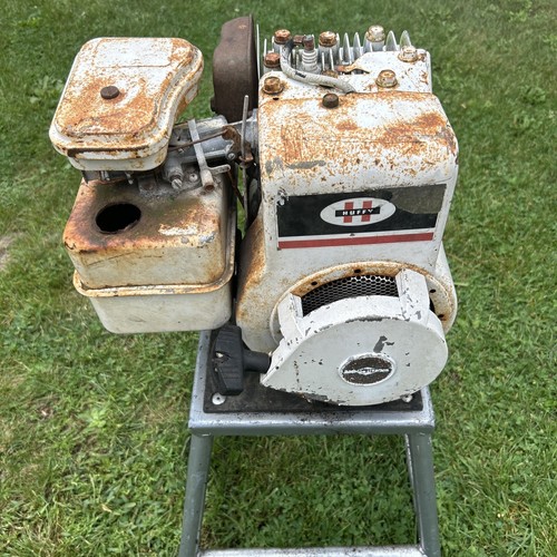 BRIGGS AND STRATTON 130292 0159 03 NON RUNNING ENGINE (TURNS OVER VERY RUSTY)