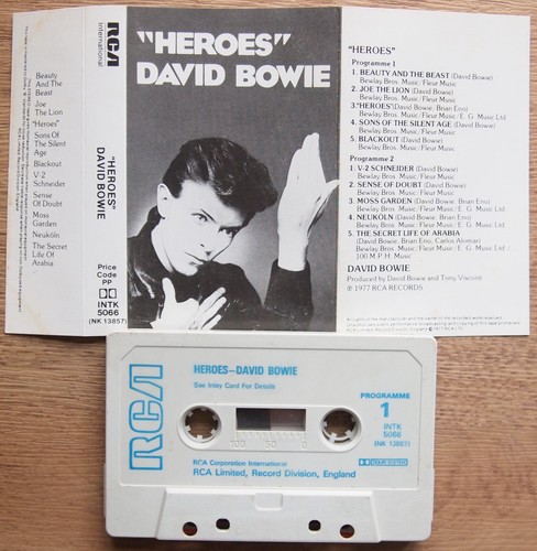 DAVID BOWIE - HEROES (RCA INTK5066) 1981 UK CASSETTE TAPE REISSUE BLUE TEXT - Picture 2 of 4