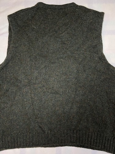 VINTAGE 1960s Jantzen Sweater Vest - Made In USA - 100% Shetland Wool - Green - Picture 9 of 12