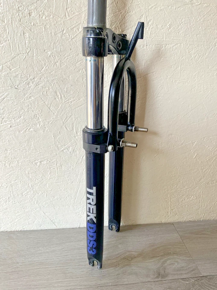 TREK DDS3 FRONT AIR SUSPENSION FORK 26'ER 1.6 KGS 1 1/8 INCH 162 MM THREADED+- - Image 3 of 4