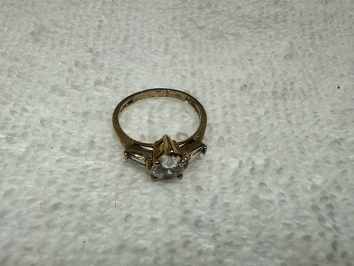 Gold Plated Sterling Silver 925 Ring w/Diamonds Size 6 - Picture 4 of 7