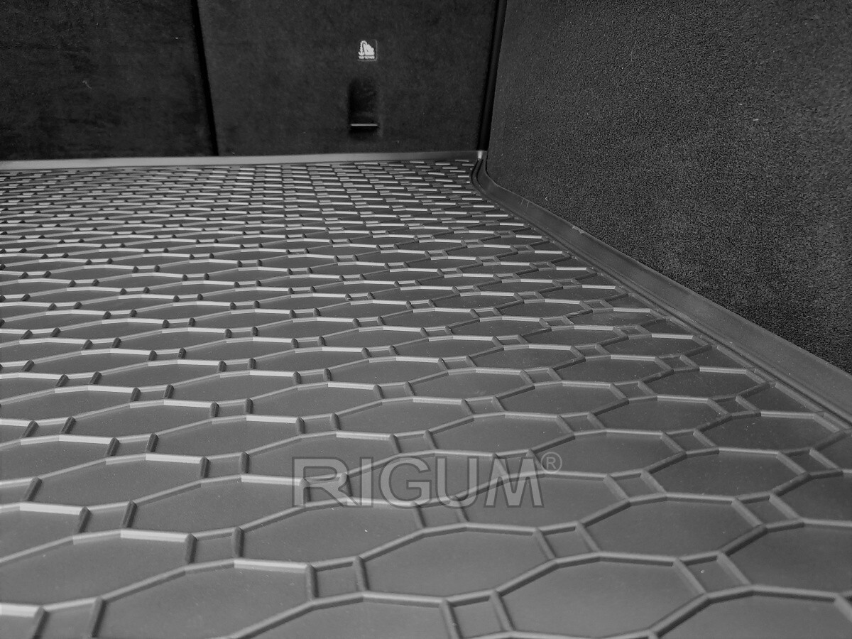 Picture 5 of 7