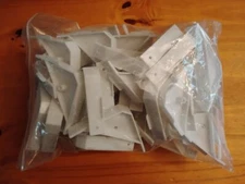 Waziaqoc 40PCS Cabinet Triangle Bracket, 90 Degree Corner Support Braces Plas...