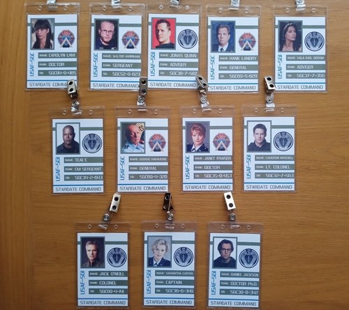 Stargate Movie - SG-1 - Atlantis Crew - Clip-on ID Photo Pass Badge Set Prop - Picture 5 of 34