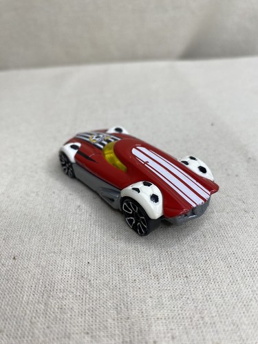 Hot Wheels Rocket League Toy Car Red Football Wheels Loose 1:64 Scale 2013 - Picture 12 of 13