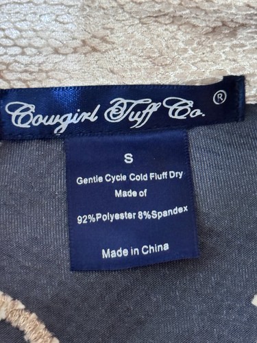 NWT Cowlgirl Tuff Co Sz S Western Shirt Long Sleeve Shiny Cream/Blue Snake - Picture 11 of 15