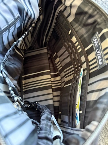 NUEVO Bolso Bandolera Acolchado RFID Acampanado con Lug en Negro con Barra de Dijes y 2 Correas Cartera - Imagen 11 de 15