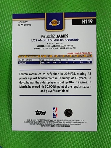 2025-26 Topps Holiday LeBron James Card H119 Los Angeles Lakers🏀 - Bild 7 von 8