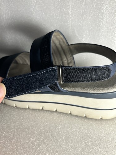 White Mountain blau-weiße sportliche Sandale offene Zehenpartie 8,5 gebraucht - Bild 2 von 8
