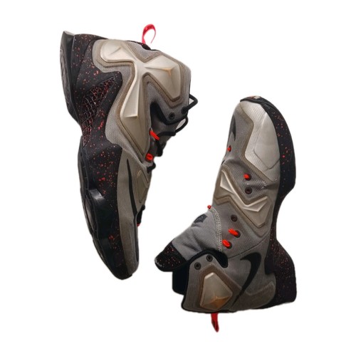 Nike LeBron 13 Rubber City Herren Grau Basketball Sneaker Gr. 10 (807219-003) - Bild 2 von 5