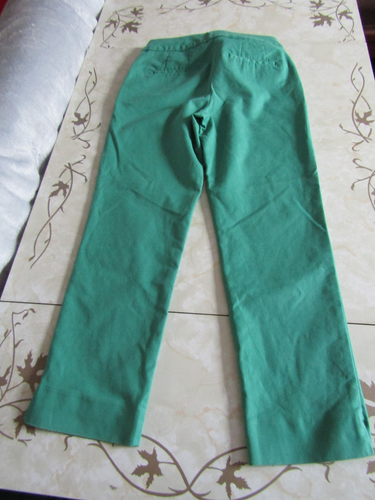Boden Petite kurze Damenhose grün Stretch Capri UK-Größe 6 Bein 24 Zoll - Bild 2 von 3