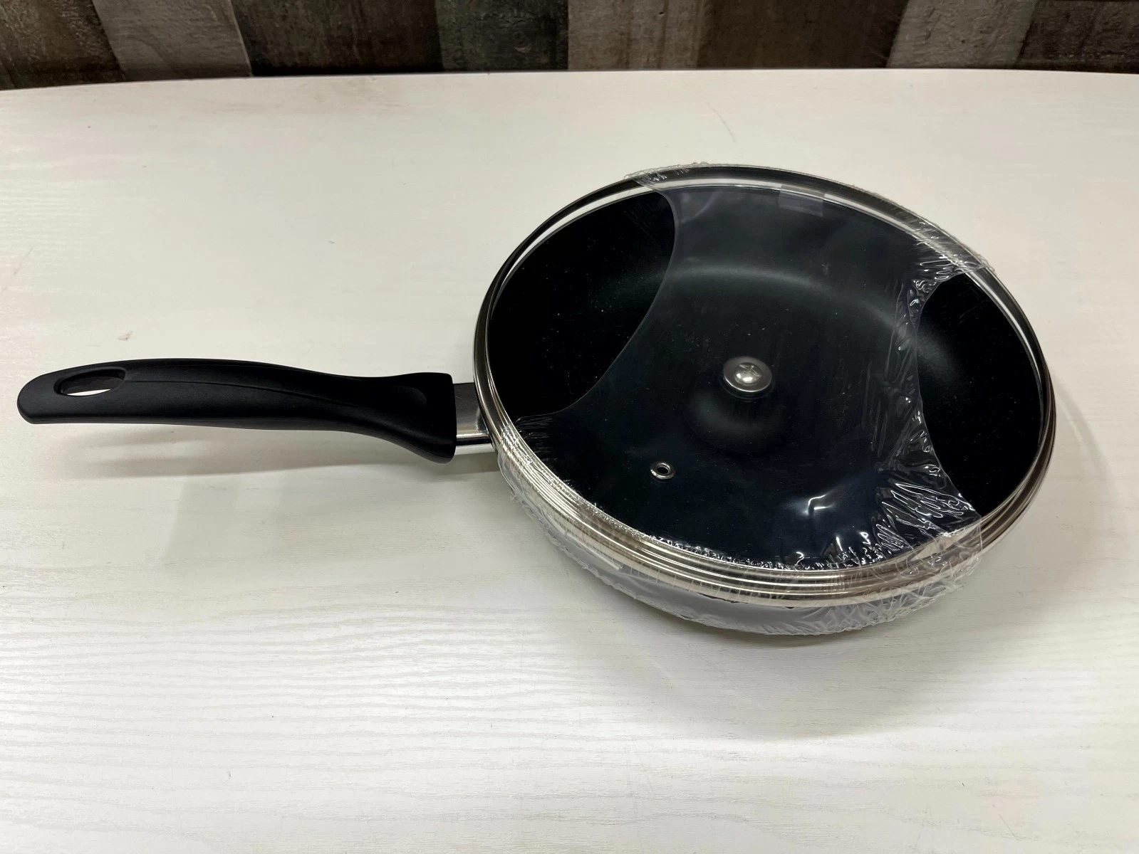 Tools of the Trade Non-Stick 9.5" Frying Pan with Lid Dishwasher Safe Black