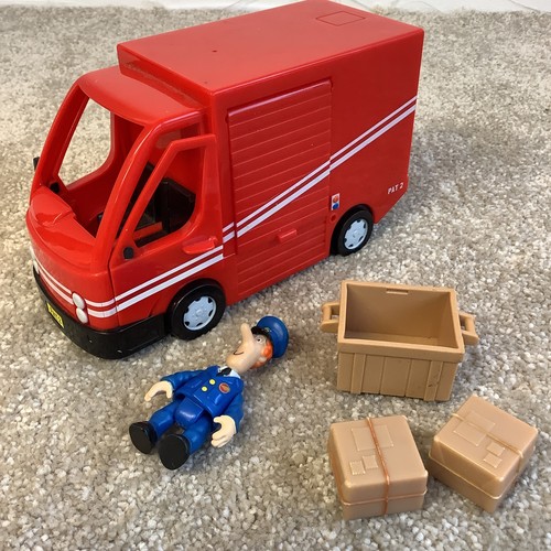 Postman Pat PAT 2 Mail Van with Sounds & Mini Figure (2008) - Picture 2 of 5