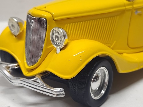 Ford Coupè Cabrio Motormax Giallo 1934 Ed. da Collezione Auto giocattolo pressofusa 1:24 - Foto 9 di 24