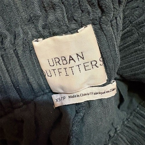 Urban Outfitters pantaloncino donna XS verde velluto a coste orlo sfilacciato - Foto 6 di 6