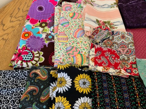 1 lb + 11 oz. VINTAGE AND MODERN FLOWERS FLORAL FABRICS LOTS OF COLORS - Picture 5 of 6