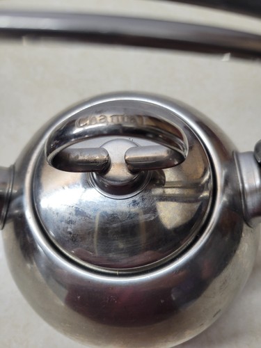 Chantal Stainless Steel Teapot Kettle 1.8 qt SL37-19BRS Harmonica Whistle Hohner - Picture 7 of 9