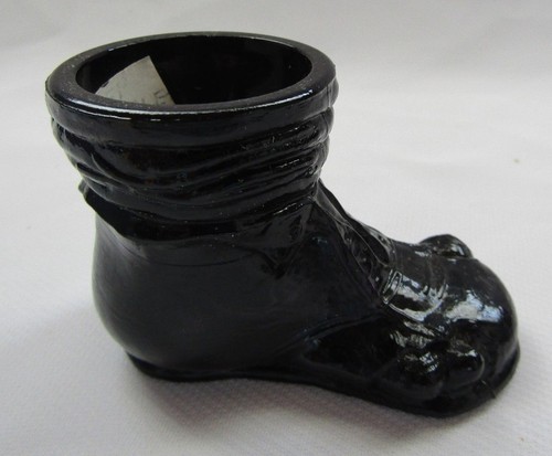 BOYD ART GLASS BABY SHOE BOOT. "DEEP PURPLE" FIRST FIVE YEARS # 1 - Bild 2 von 3
