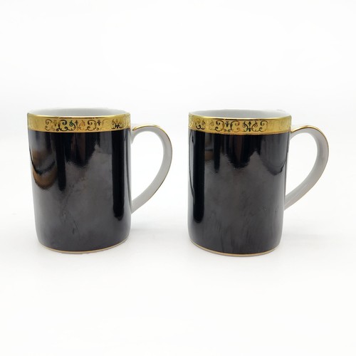 Royal Gallery Gold Buffet Black Mugs Scroll Trim Vtg Set of 2 Federated 4 inches