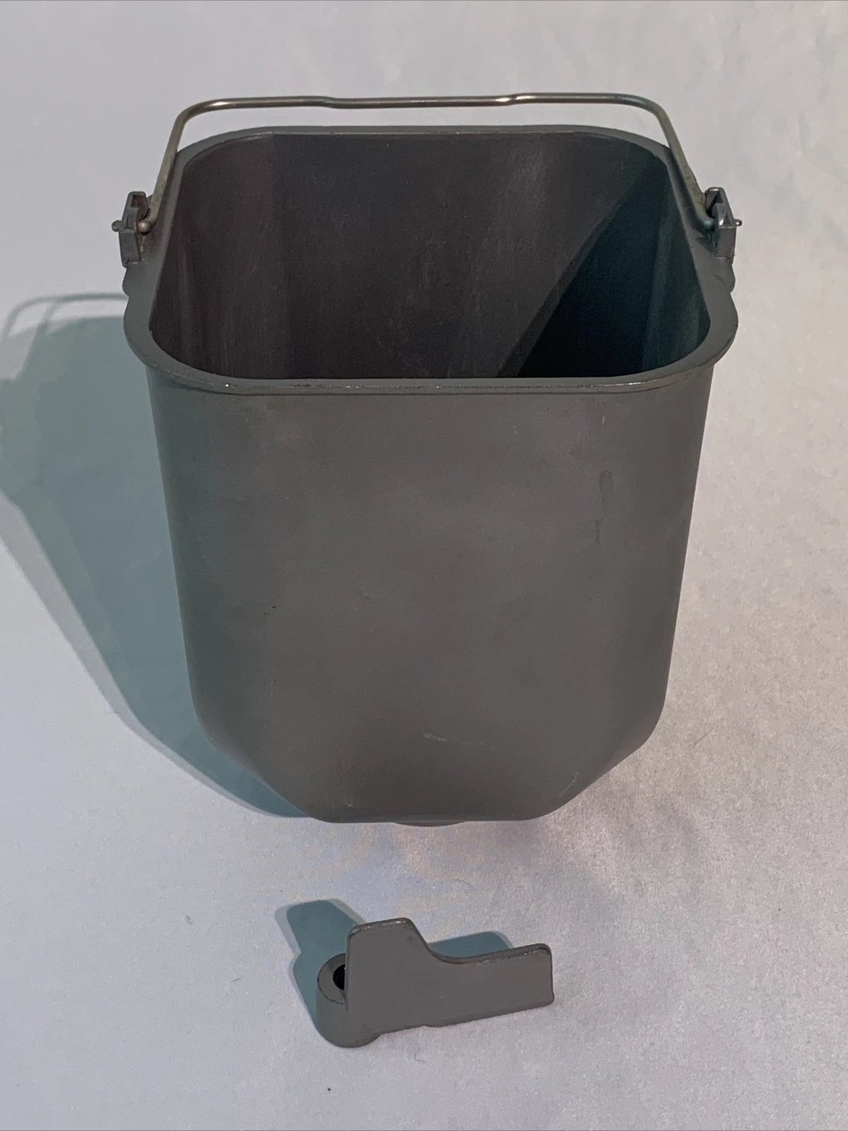 Sunbeam Oster 4811 4812 Automatic Breadmaker Dough Pan & Paddle Free Shipping
