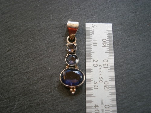 925 sterling silver violet blue Iolite gemstone pendant - Picture 4 of 10
