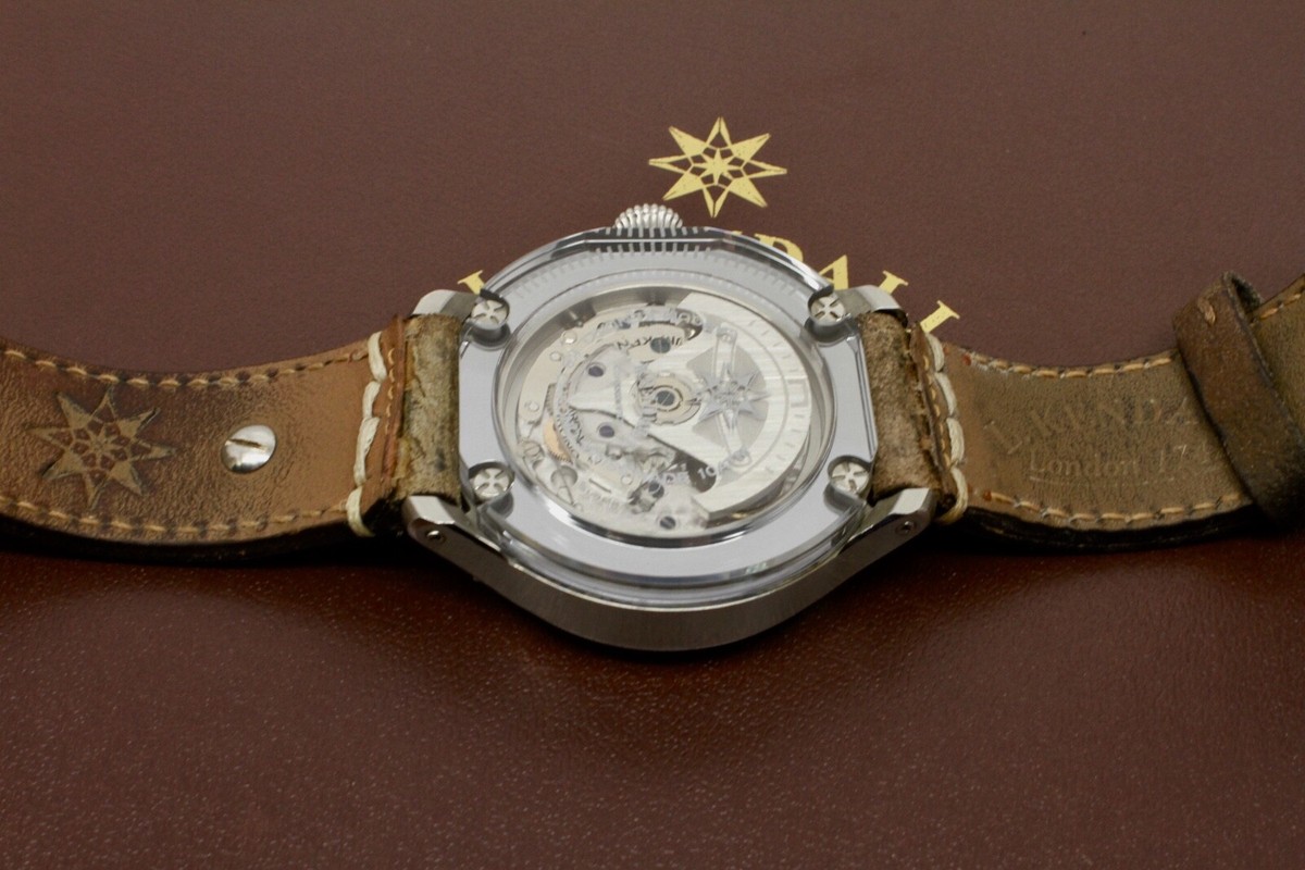 L Kendall Mens Swiss Automatic Mens Chronograph Watch Mother Of